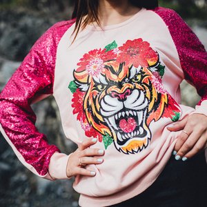 DISTRESSED FLORAL TIGER 1