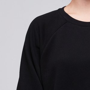 LYNETTE BLACK SWEATER BLANK